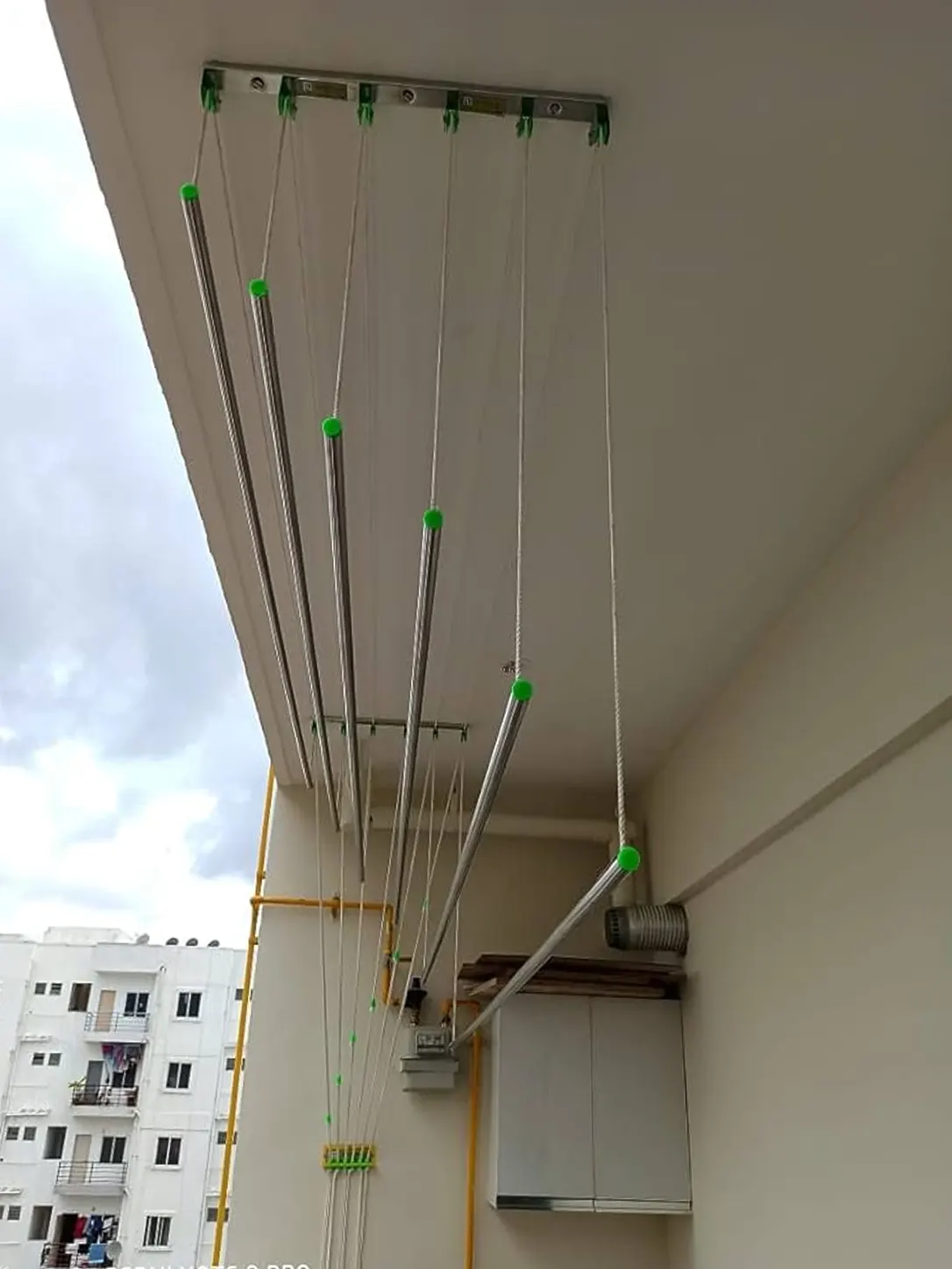 Invisible Grill Nets for Staircases
